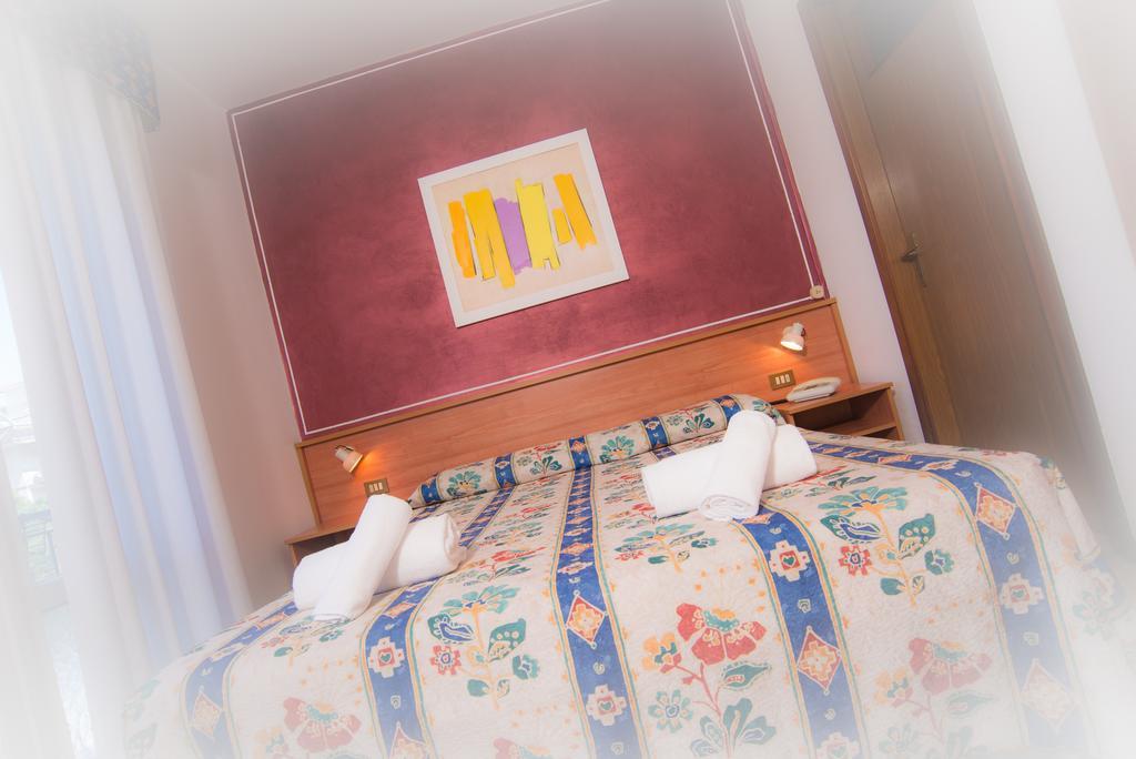 Hotel Azzorre Lido di Jesolo Room photo